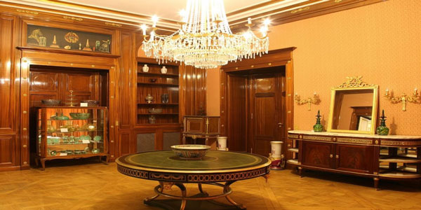 موزه ظروف سلطنتی کاخ سعد آباد