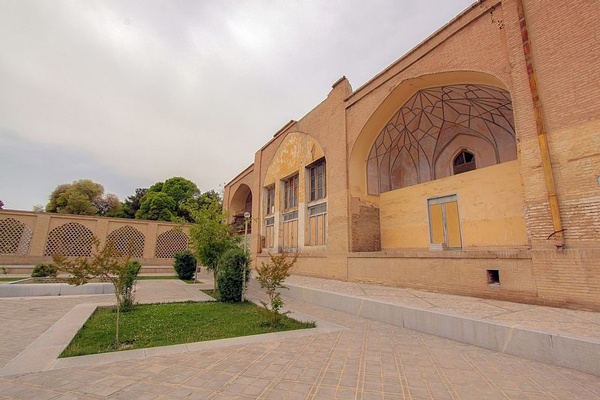 دراره-موزه-تاریخ-طبیعی اصفهان