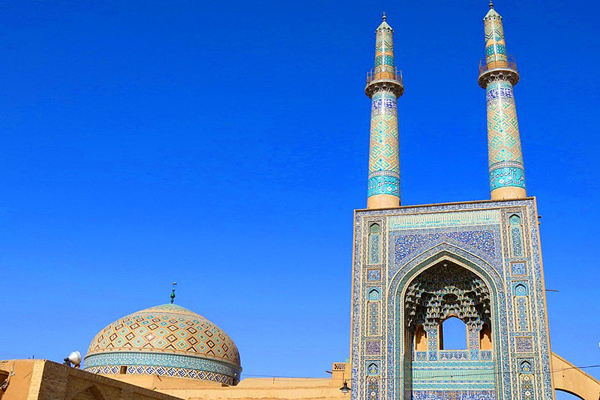 آَشنایی با سیستم روشنایی مسجد جامع